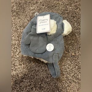 Hat and Mitten set 6-12 M